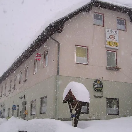 Konukevi Gasthof Dorfwirt